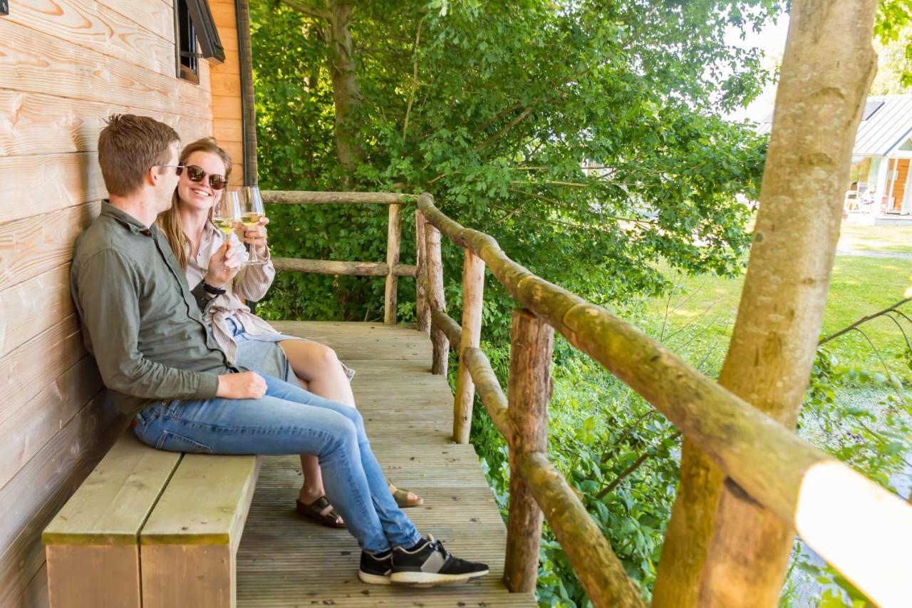 Boomhuis Met Optioneel Wellness - Vakantiepark De Schreiershoek Dokkum Esterno foto